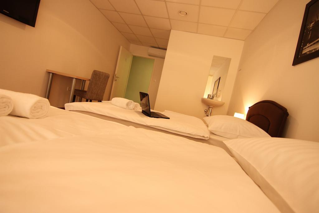 Rooms Xxl Zagreb Luaran gambar