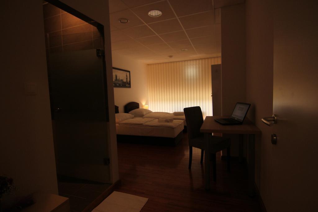 Rooms Xxl Zagreb Luaran gambar